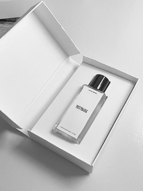 Perfumes and Cosmetics Packaging